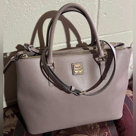 Dooney Bourke handbag shoulder leather 2 way pink red lined. - Picture 4 of 13